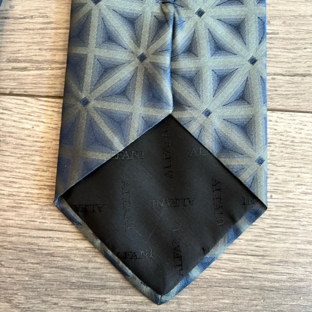 Alfani men’s necktie